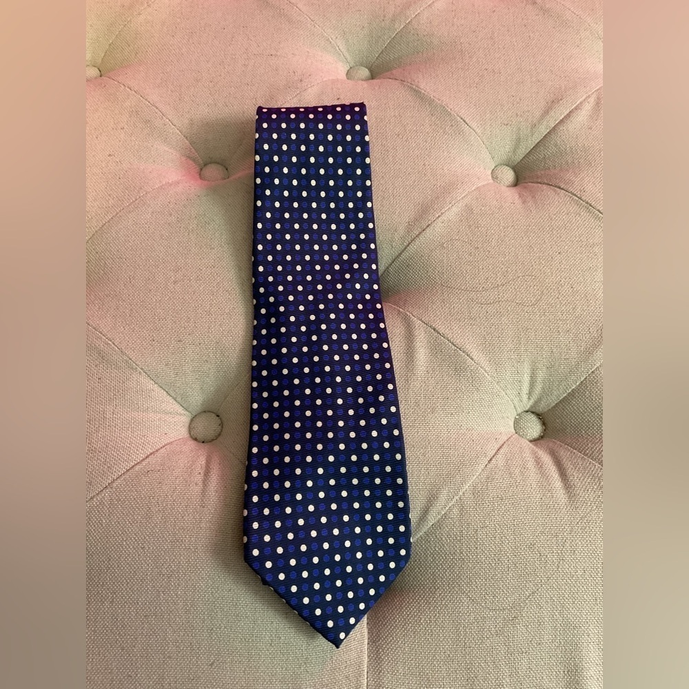 RALPH lAUREN NAVY AND WHITE POLKA DOTS 100. SILK MENS - Picture 2 of 7